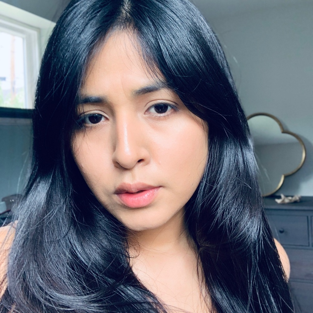 Meet your Posher, Andrea